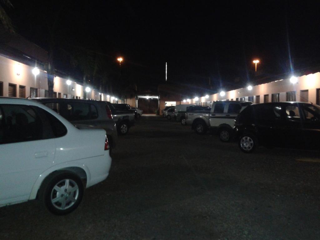 Hotel Veredas Tres Lagoas Exterior photo